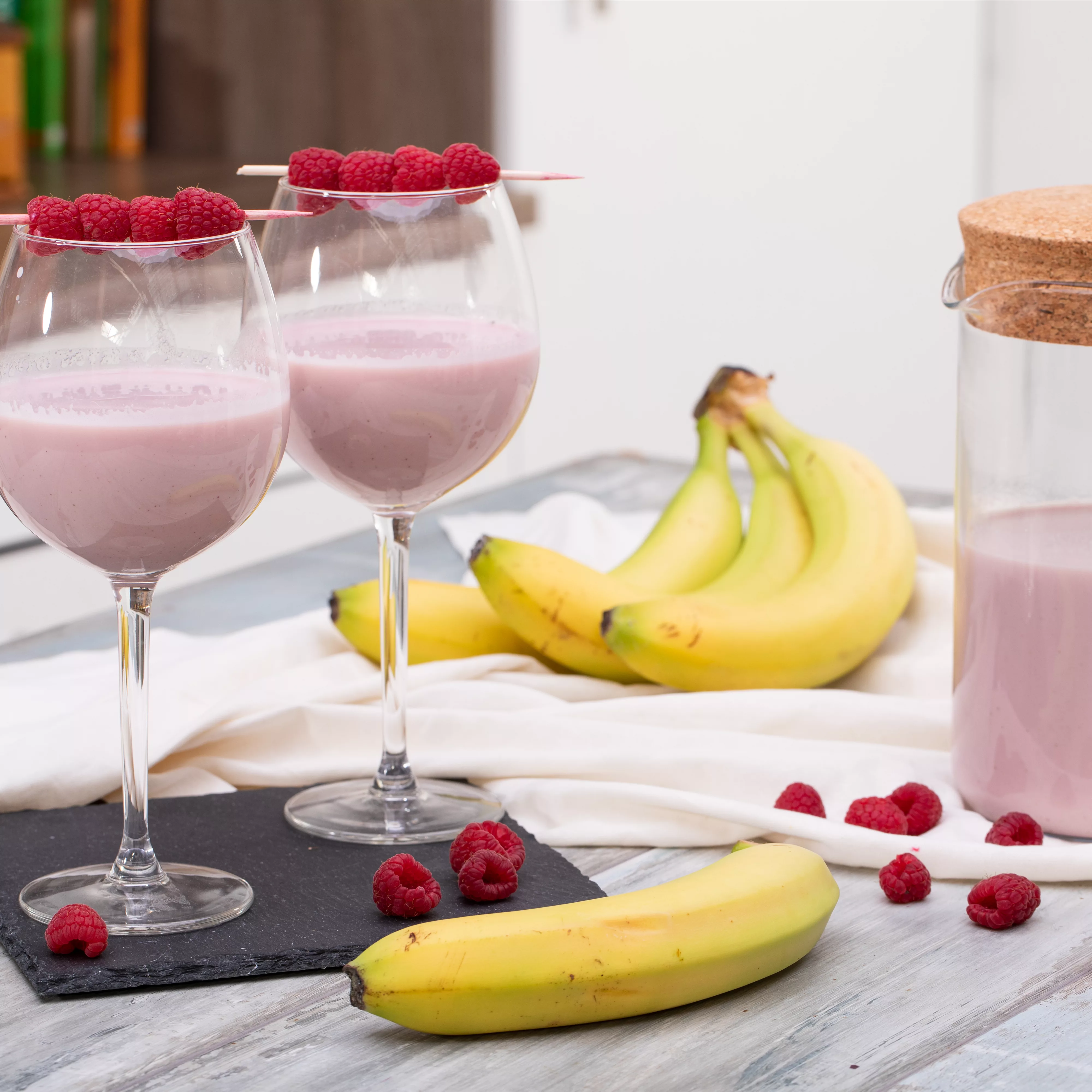 Rezept des Monats April 2025: Beeren-Shake - Pflanzenhof Plum